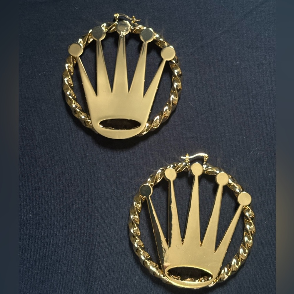 Gold Crown Hoop Earrings 70mm